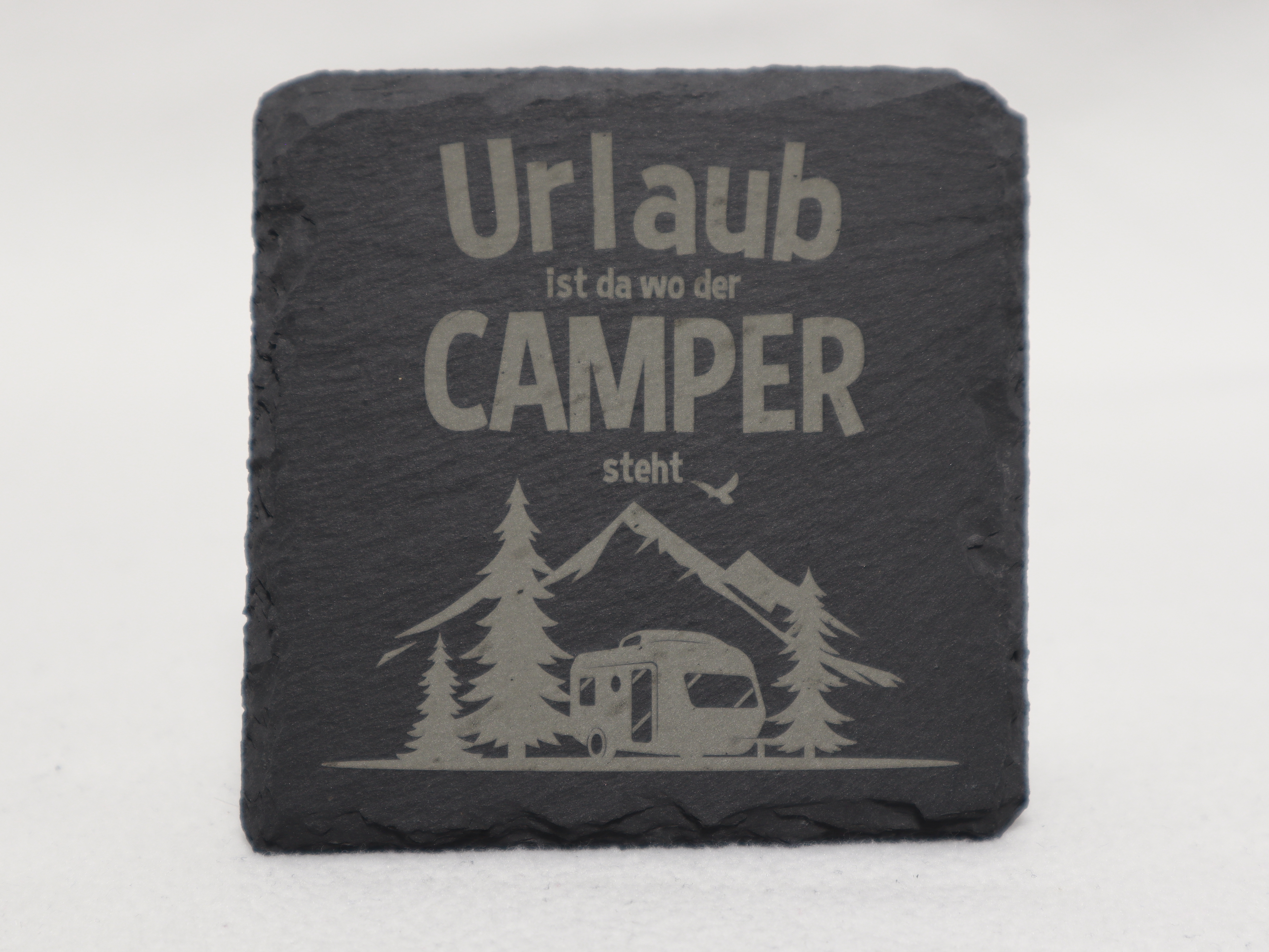 Urlaub ist da wo der Camper steht Wohnwagen Lasergravur Untersetzer Camping
